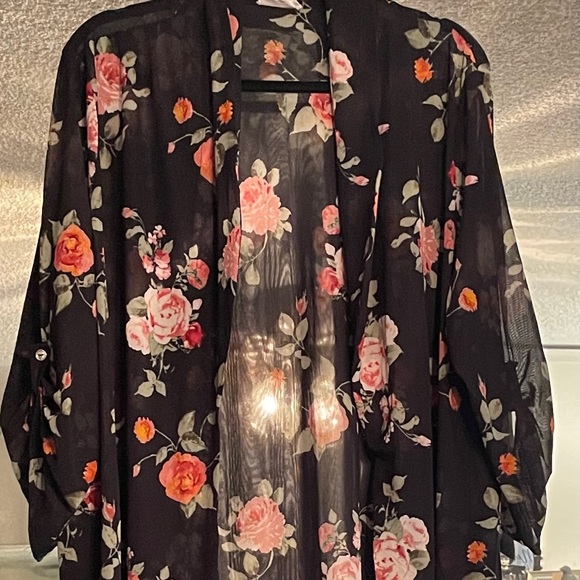 Siren Lily Other - Siren Lily Black Floral Kimono